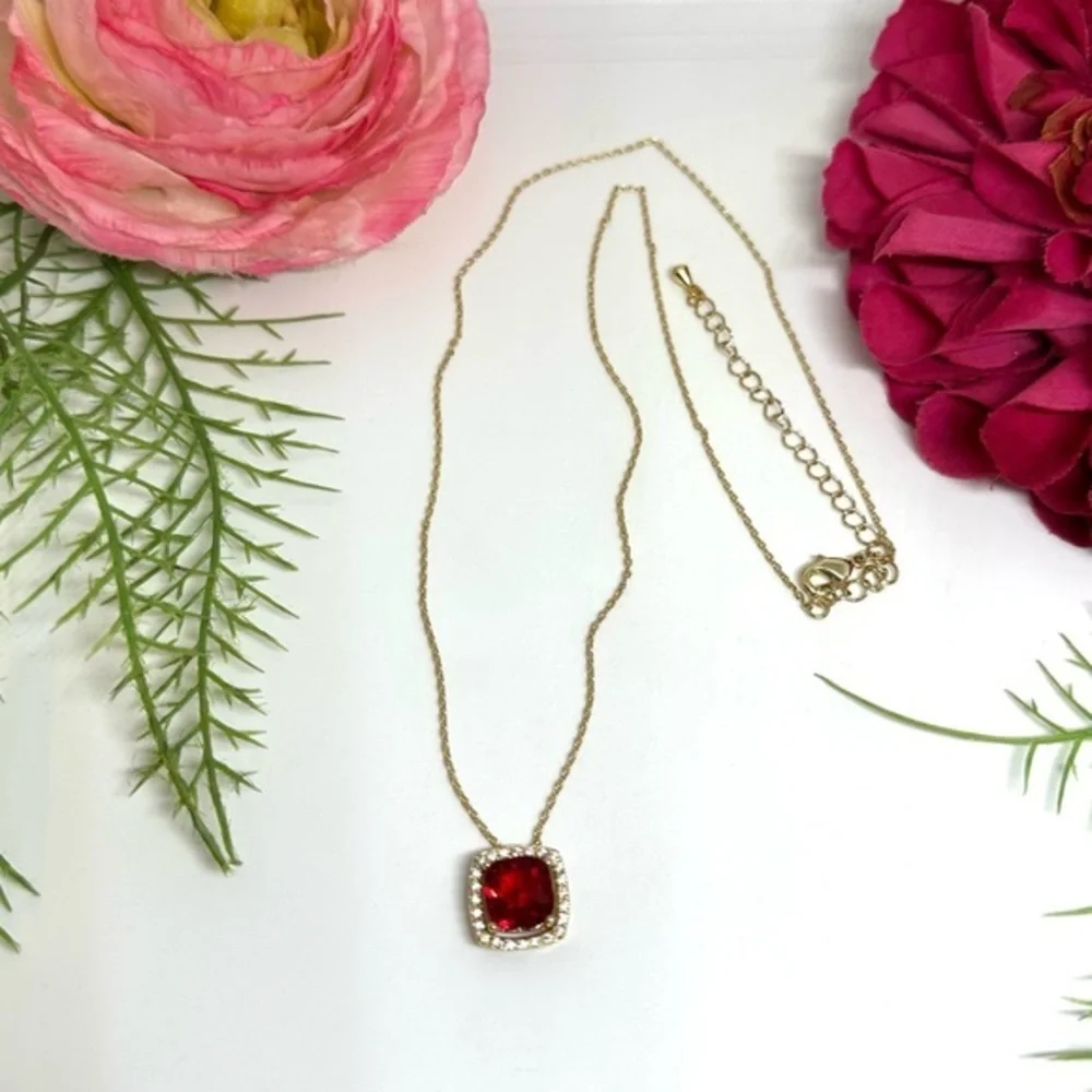 NEW⚜️ Red Crystal Charm Necklace